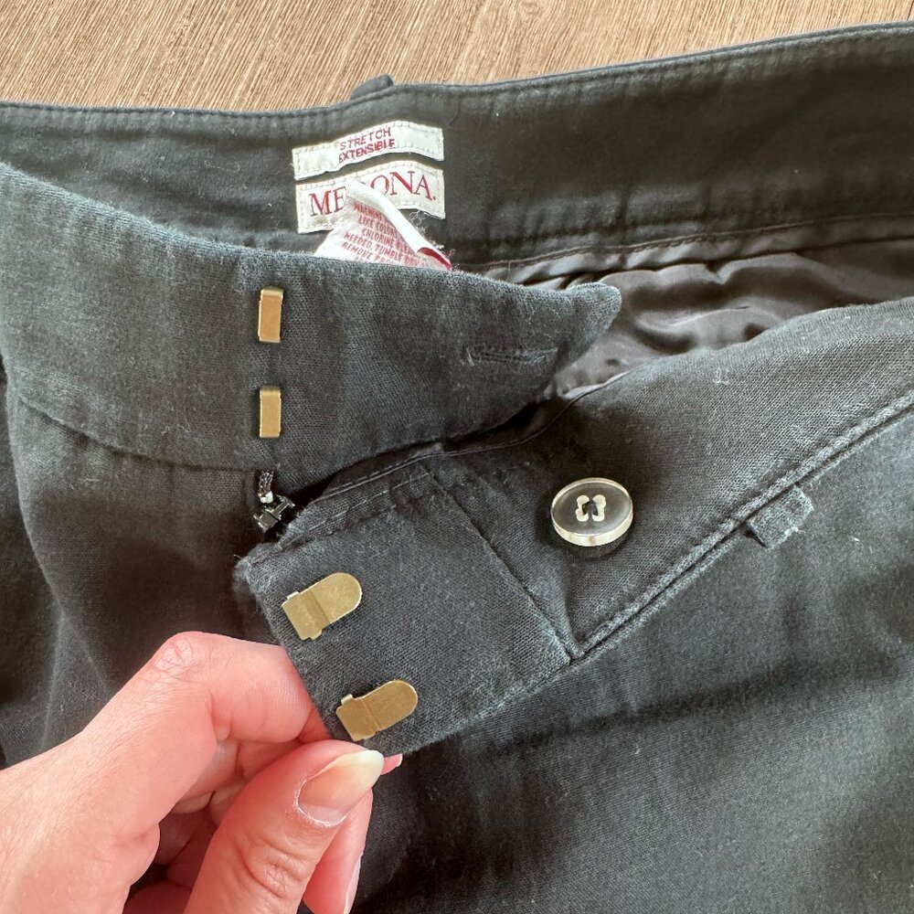 Black Ankle Office Pants, Size 4 - Picture 6 of 7